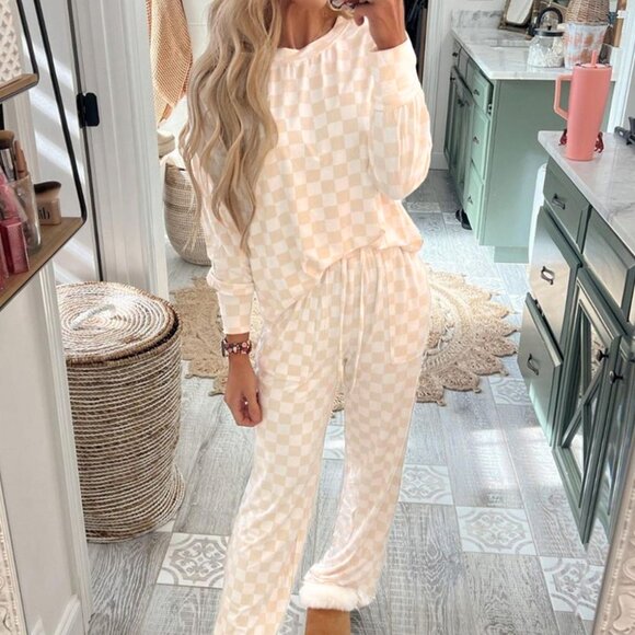 Beige Checkered Print Long Sleeve Top and Pants Lounge Set - Picture 4 of 13